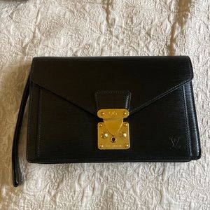 Lv clutch vintage